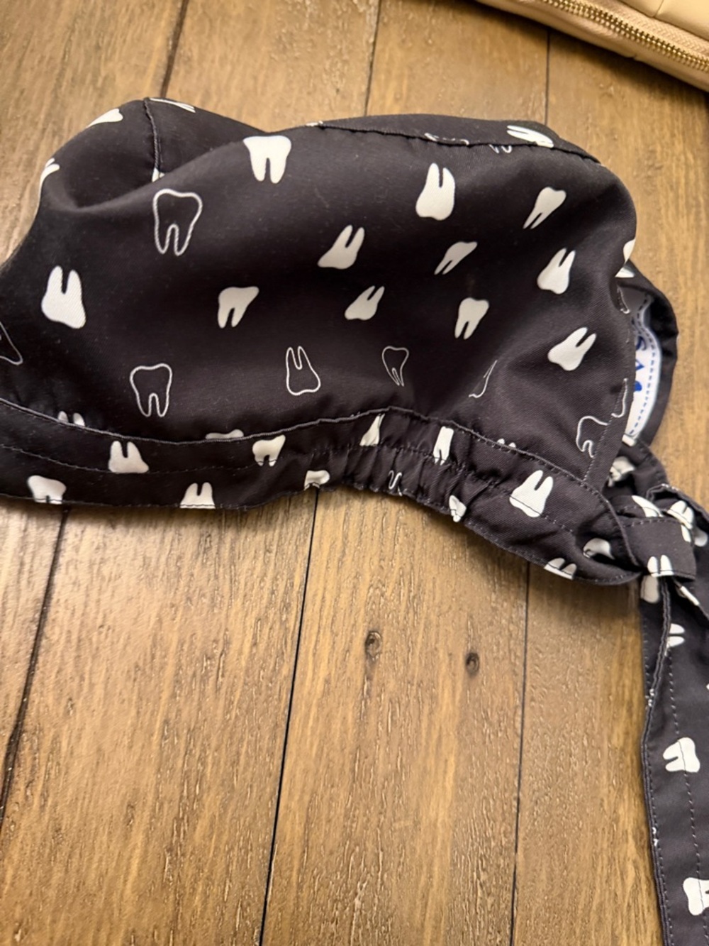 Dental theme Scrub Cap - Picture 3 of 4